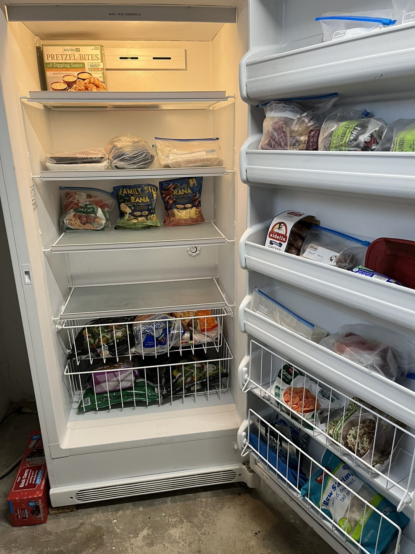Freezer, upright