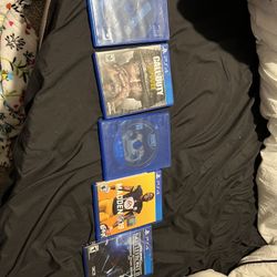 PS4 Games And Controller Charger 