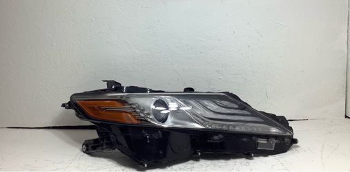 2018-2023 Toyota Camry right LED headlight (1BB)