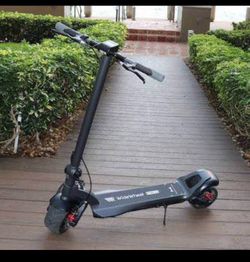 Mercane Wide Wheel Pro premium scooter less than 100 miles