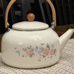 Pfaltzgraff Tea Rose Metal Kettle & Lid