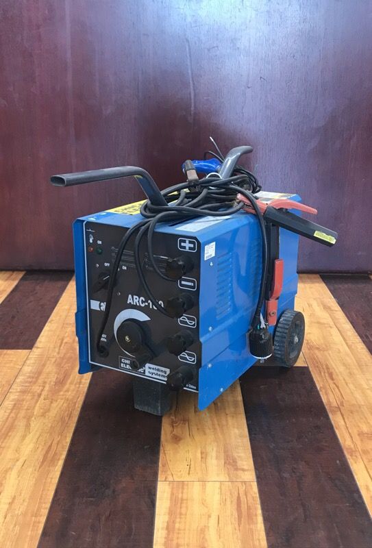 Chicago Electric Stick Welder ARC 180 for Sale in Bakersfield, CA OfferUp