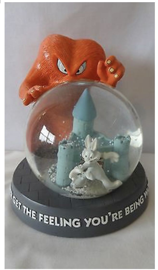 Warner Brothers 1996 Gossamer And Bugs Bunny Snow Globe G74 for