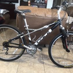 GT   Timberline    21 Velocity.   Unisex 