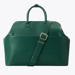 Beis Weekender in Wicked Green LMTD ED