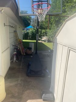 Basketball goal