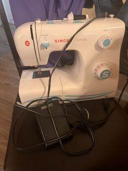 Singer Sewing Machine