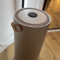 Molekule Air Purefier ( Brand New Filter Included)