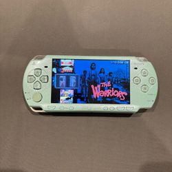 PSP 2000