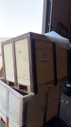 FREE STORAGE CONTAINERS