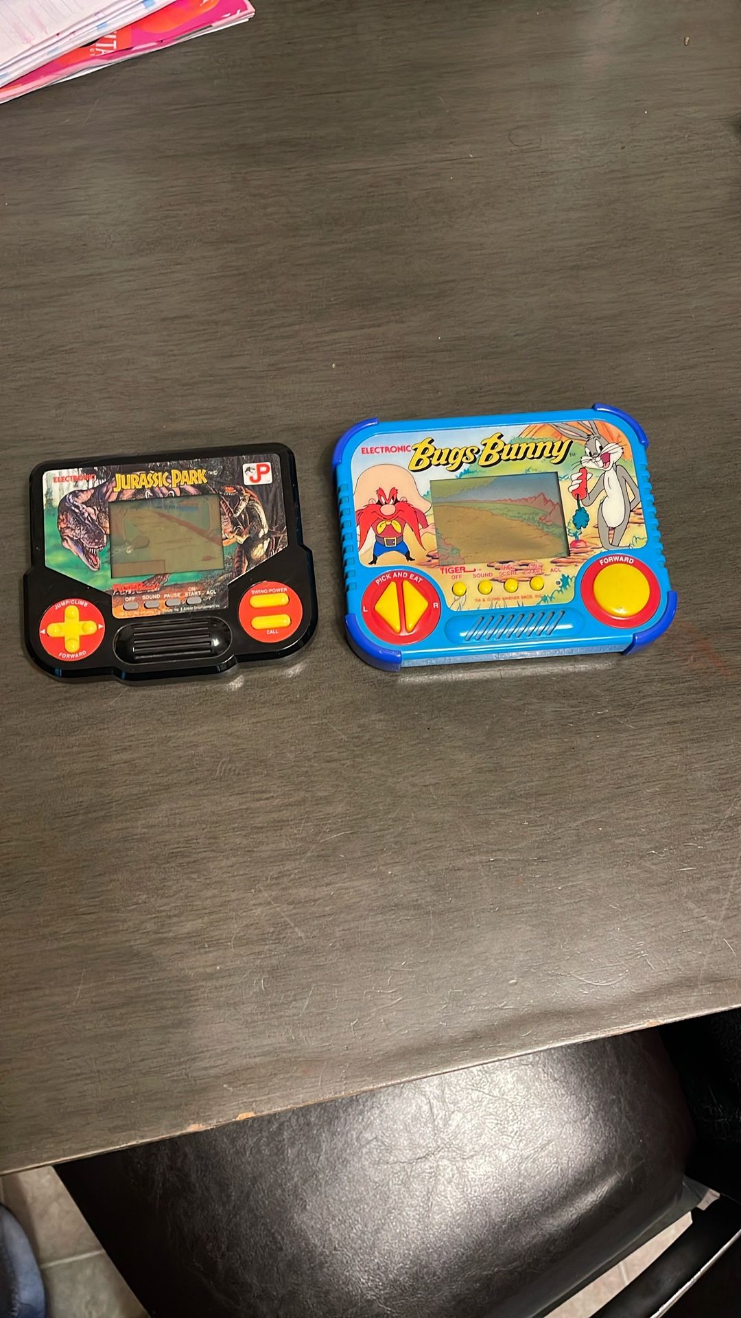 Electronic Bugs Bunny & Jurassic Park Game