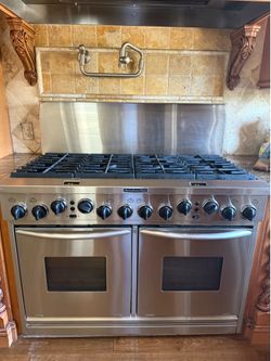 KitchAid 8 Burner stove