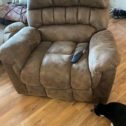 Recliner With Power Lift
