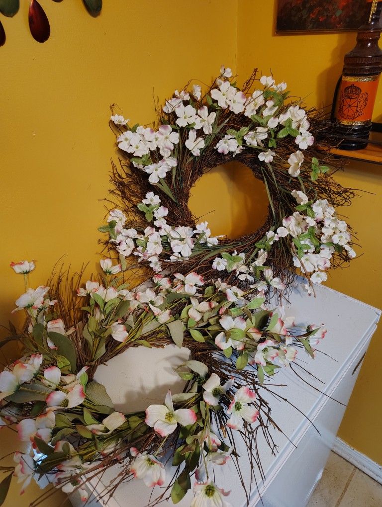 Dog Wood Wreaths