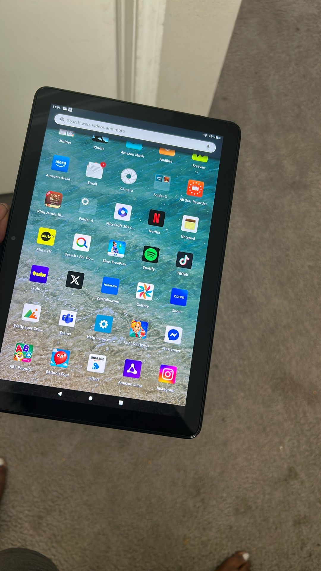 Amazon kindle 10 Tablet