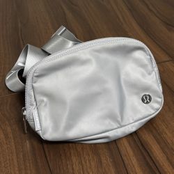 Lululemon Belt Bag / Fanny Pack – Like New