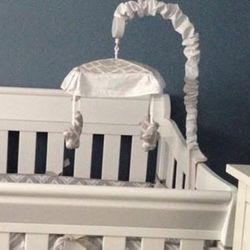 Crib Musical Mobile