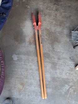 Post hole digger