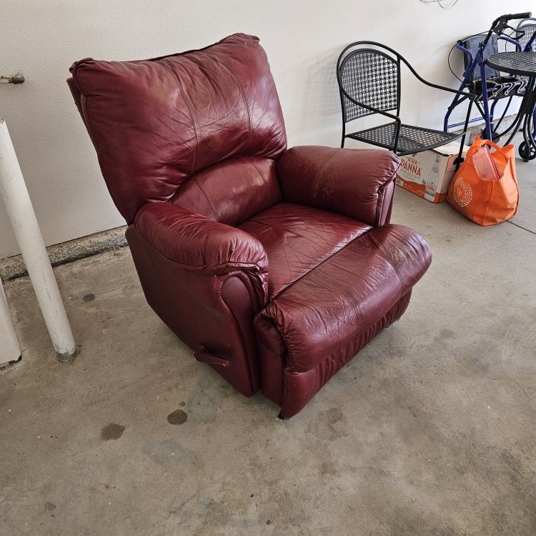Very Comfortable Leather Recliner 