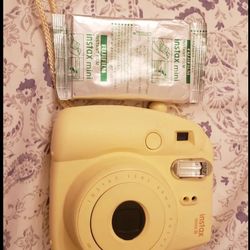 Fuji mini 8 camera&30 photos