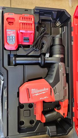 Mikwaukee rotary hammer