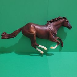 Breyer  Model Horse Smarty Jones Racehorse #586 Traditional Size - No Stand.
