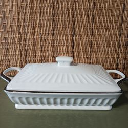 Appetit 16" Stoneware Casserole / New