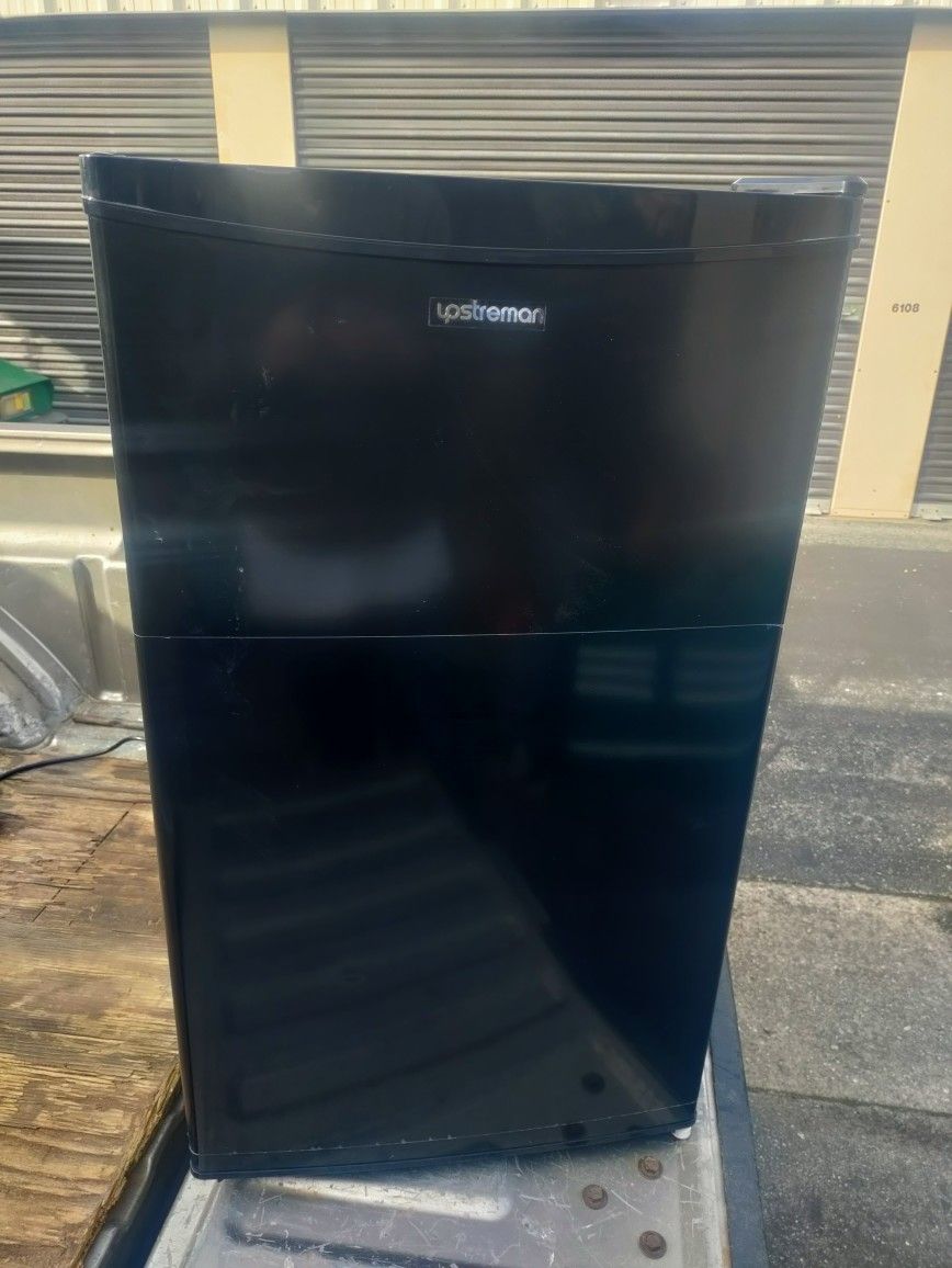 mini fridge