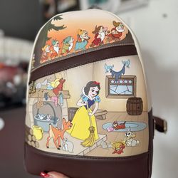 Snow White Disney  Loungefly