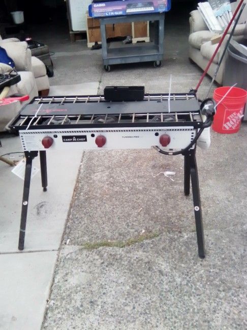 Camp Chief 3 Burner Stove