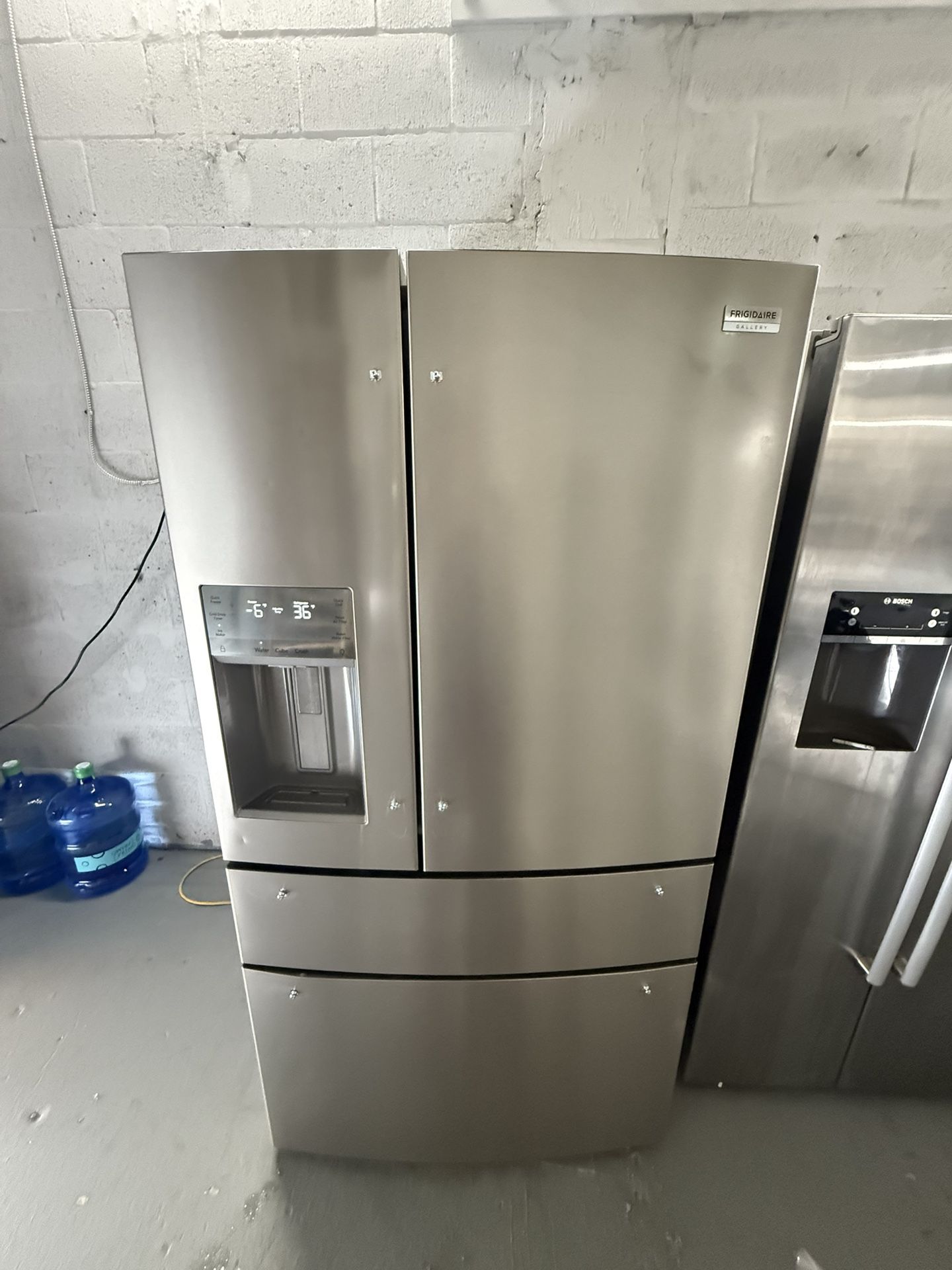 Frigidaire Gallery Refrigerator NEW !!!!