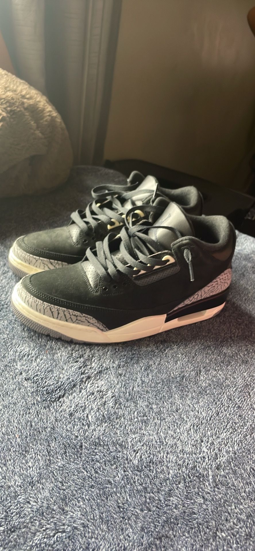 Jordan 3 Black Noir