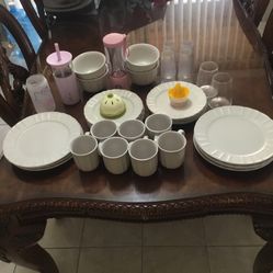 Dinnerware 