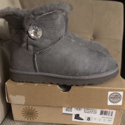 UGG Classic Mini Bailey Button Bling Grey Women Boots Sz 8 (Will fit Women Sz 9)