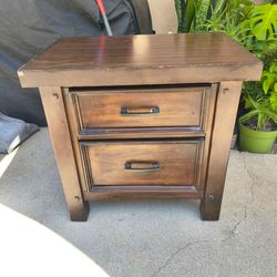 Bedside/End table
