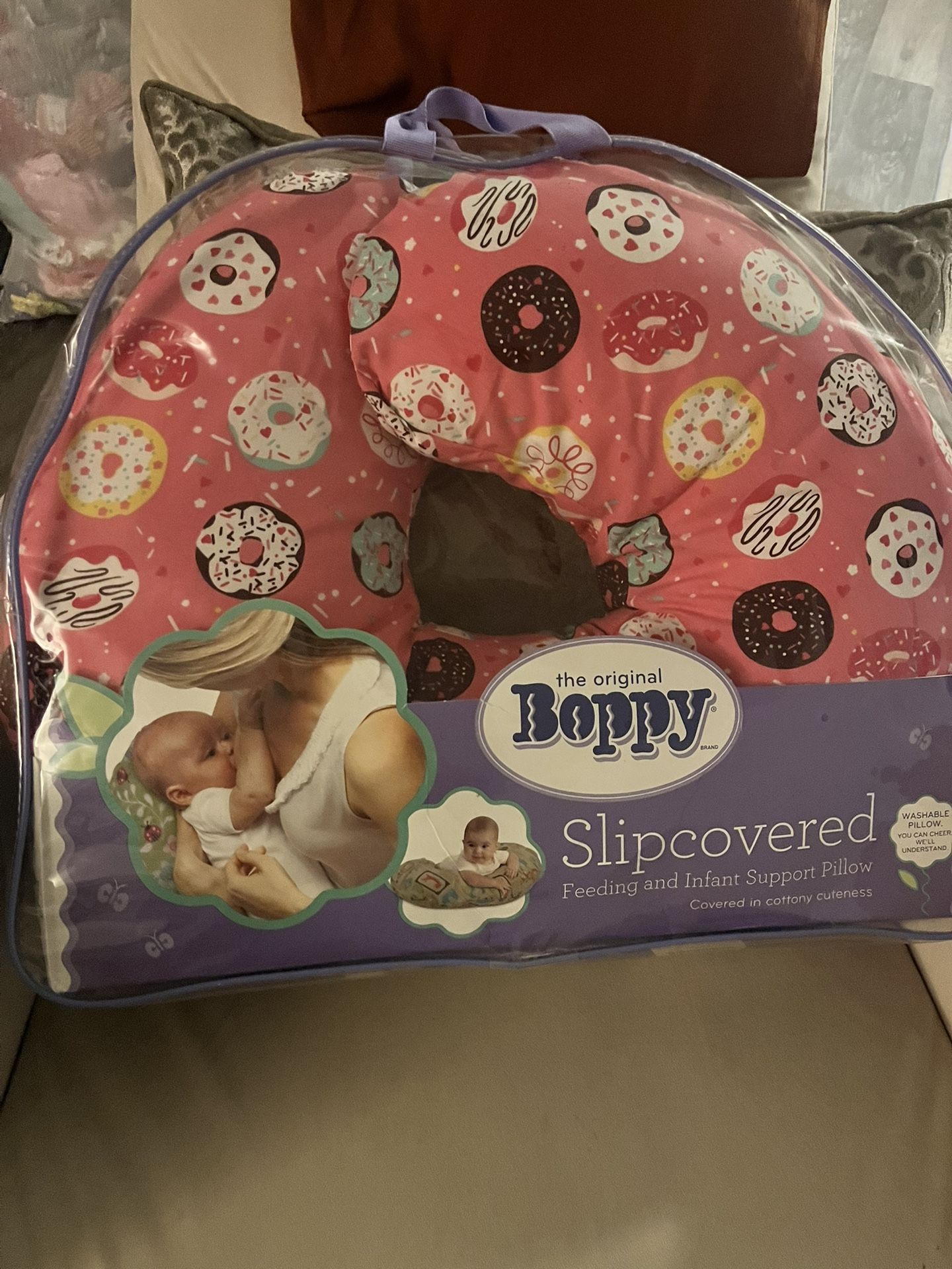 Feeding and Infant Support Pillow
