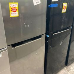 Magic Chef Refrigerator HMDR 1000 ST
