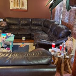 Free Sectional Couch And Recliner