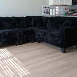 New In Boxes Black Sectional Sofa 