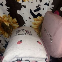Hello kitty blanket 