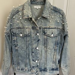 Veveret Women’s Denim Pearl Rhinestone Jacket
