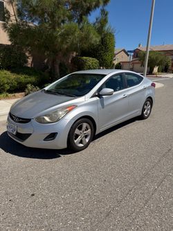 2012 Hyundai Elantra