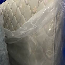 Pillow Top Queen, Double Sided. Must Go This Week.