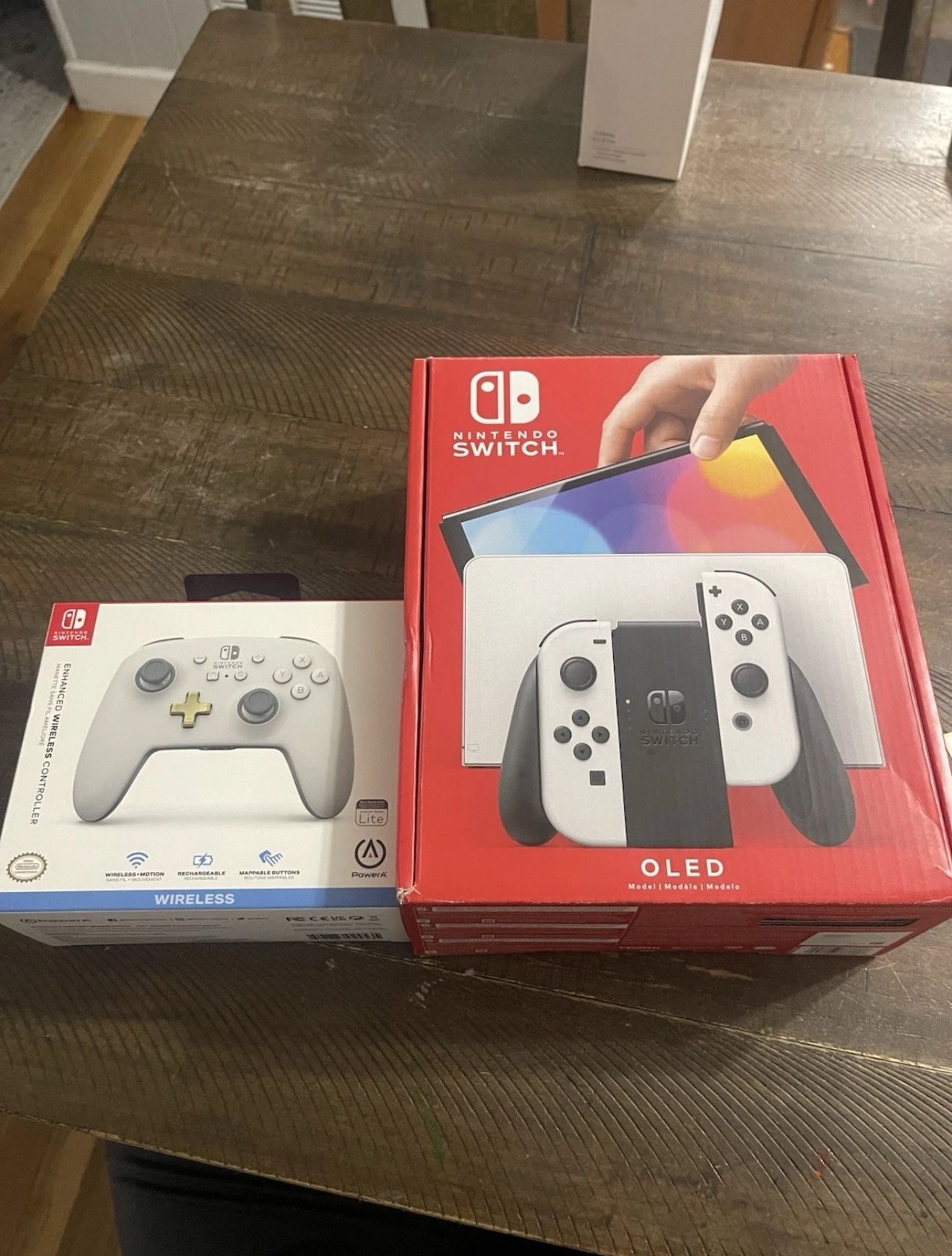 Switch OLED Model HEG - 001 Handheld Console - 64GB - White