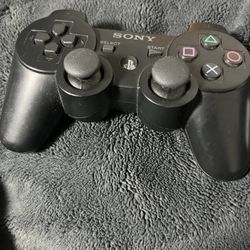 Ps2 Controllers and charging station