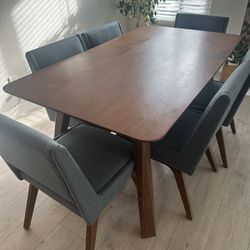 Dining Table And Chairs Set