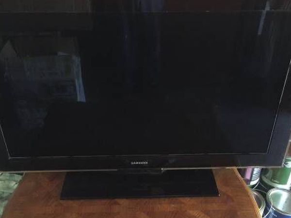 Samsung Plasma 36 inch TV For Sale $50.00.