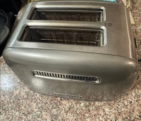 KitchenAid 2-Slice Toaster with Manual Lift Lever, Brushed Stainless Steel, KMT2115