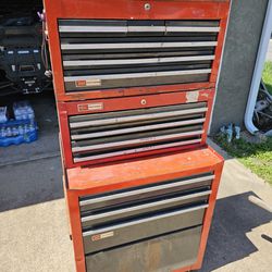 Craftsman Tool Box. Loaded With Tools. More Boxes Than Pictures Show.