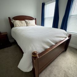 Full Bedroom Set With Mattress/Foam Topper